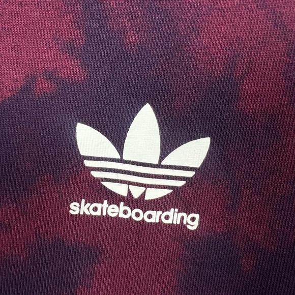 NWOT Adidas Men's Burgundy Tie-Dye Tee Size Small - Picture 5 of 5